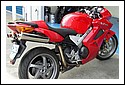 Honda_VFR800_rhs.jpg