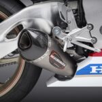 17-21 Honda CBR1000RR Akrapovic Slip on titanium yoshimura exhaust close